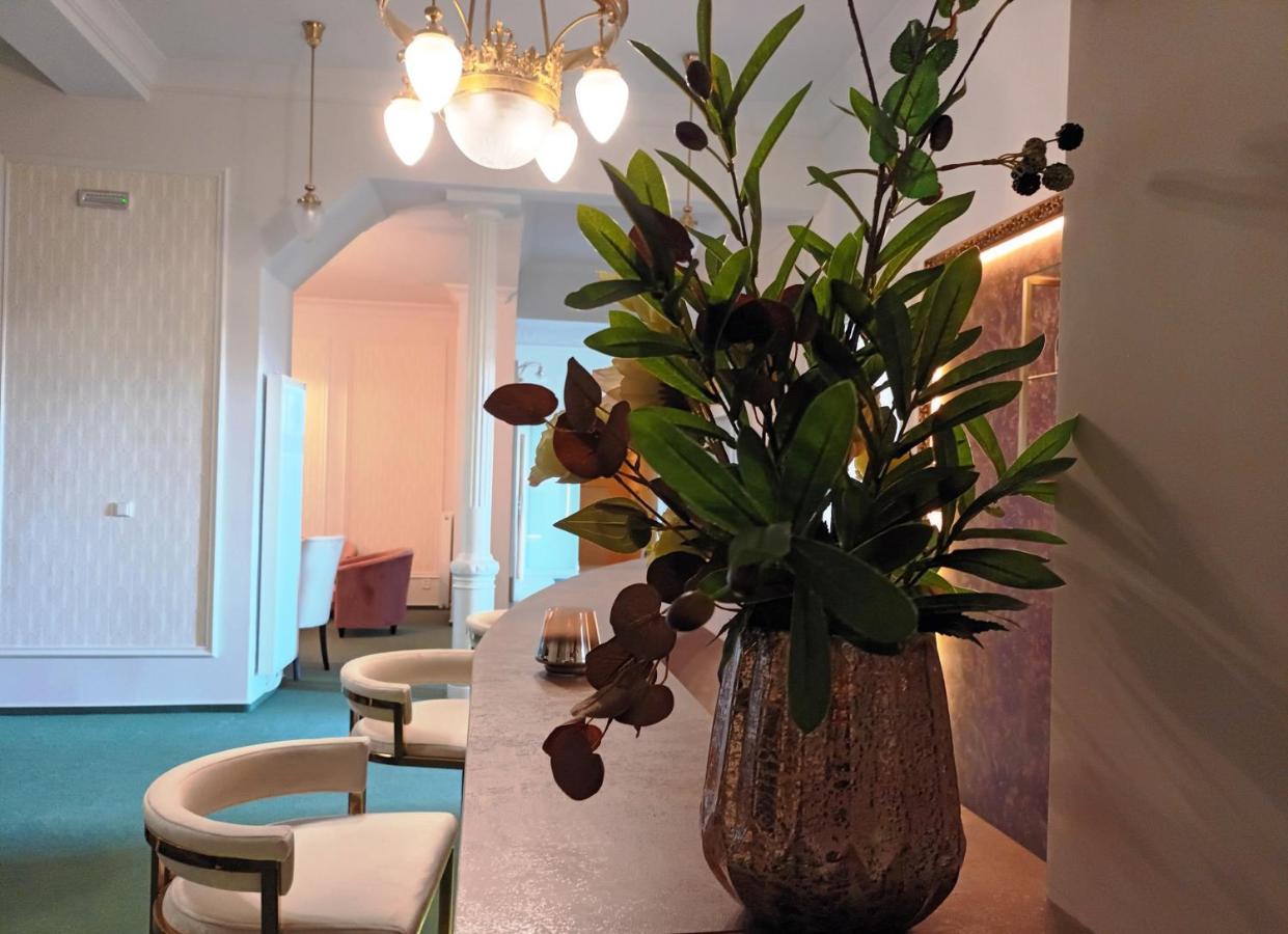 Hotel Maxim Mariánské Lázně Kültér fotó