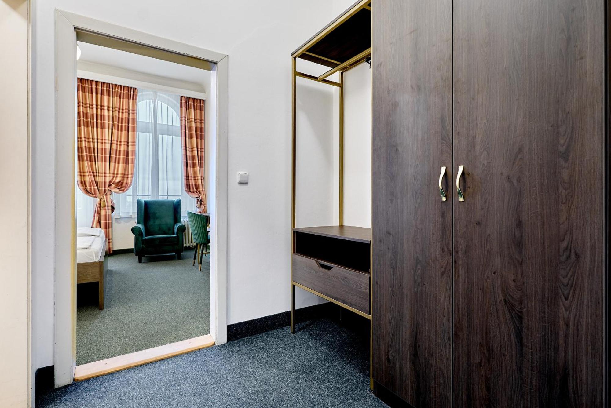 Hotel Maxim Mariánské Lázně Kültér fotó
