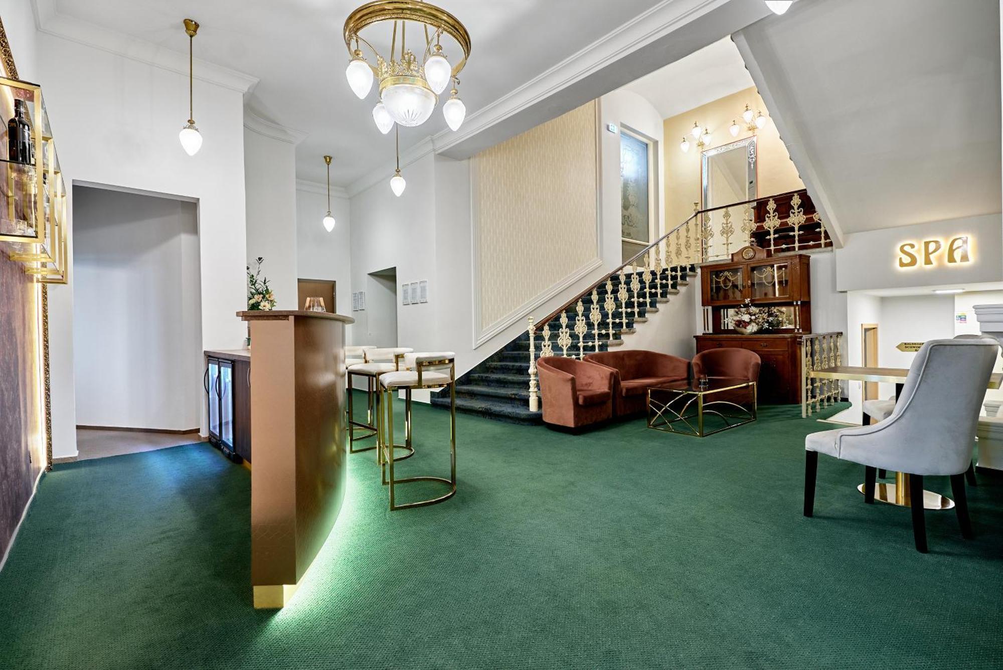 Hotel Maxim Mariánské Lázně Kültér fotó